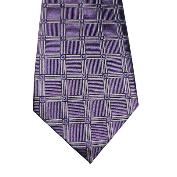 Jos. A. Bank 100% Imported Silk Men's Neck Tie Purple Geometric NWT - Picture 2 of 5